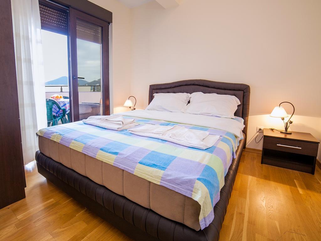 Bel&Rus Sea Apartment บุดวา ภายนอก รูปภาพ