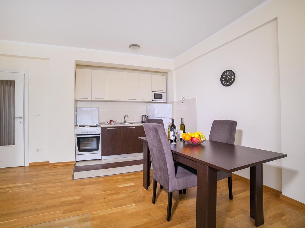 Bel&Rus Sea Apartment บุดวา ภายนอก รูปภาพ