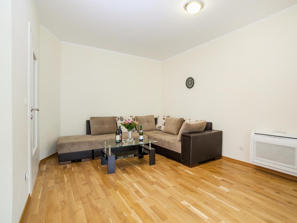 Bel&Rus Sea Apartment บุดวา ภายนอก รูปภาพ