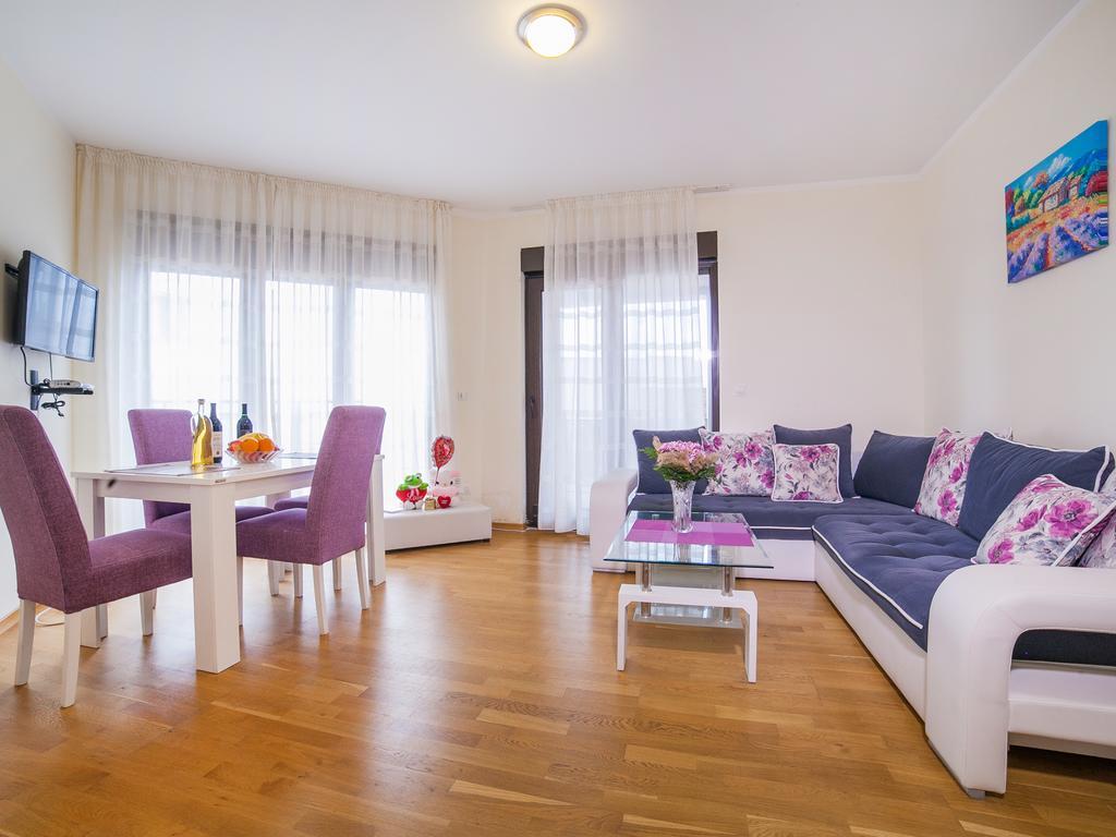 Bel&Rus Sea Apartment บุดวา ภายนอก รูปภาพ